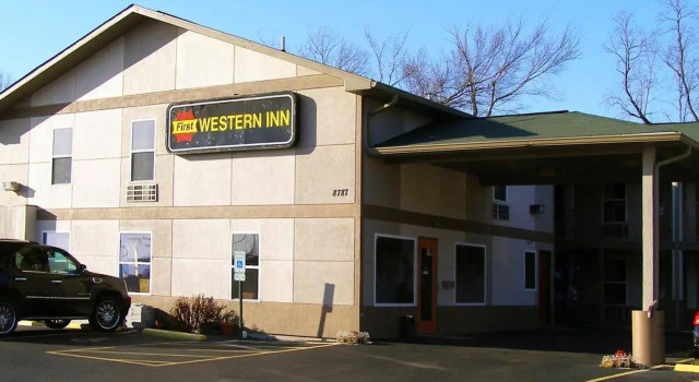 First Western Inn Caseyville, 예약 호텔 케이시빌 일리노이
