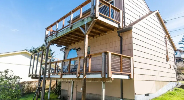 Betty's Beach Bungalow 2 Bedrooms 2 Bathrooms Home, Prenota Casa vacanze Lincoln City 