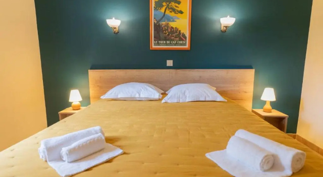 Residence de tourisme  MARE E SOLE, Varaa Hotelli  