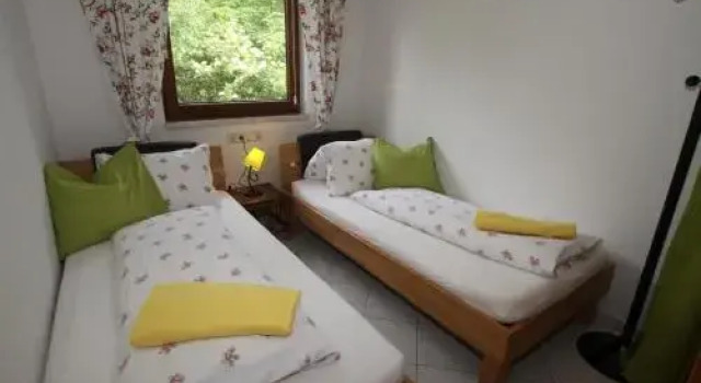 Wessely Appartements am Golfplatz, Забронировать Апартаменты/квартира Отели Инсбрука с парковкой, Парковка