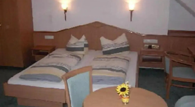 Hotel - Landgasthaus Zum Hirsch
