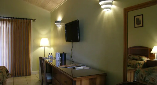 Номер Superior Hotel Four Seasons