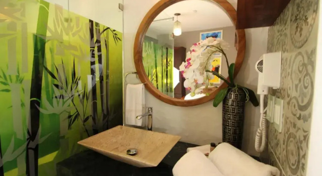 Полулюкс с балконом Ekléctic Hotel Boutique