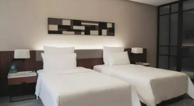 Номер Standard The Lotus Hotel Chongqing