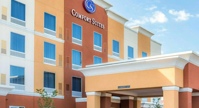 Номер Standard Comfort Suites Knoxville East
