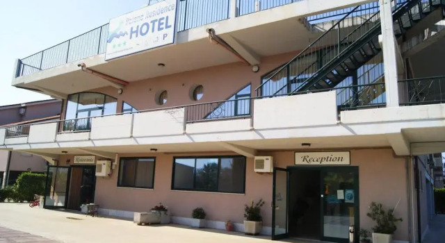 Polena Residence Hotel, Varaa Hotelli Hotellit Abruzzo aamiaisella, Aamiainen