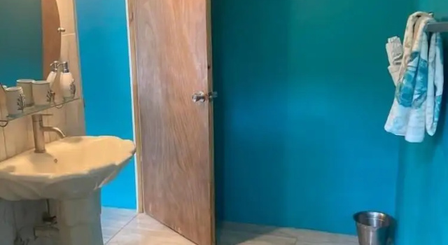 Вилла c 1 комнатой YanceyLargo Estate - Newly Built Modern 1 Bedroom Suite 1 Villa by RedAwning