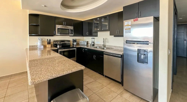 Коттедж Amazing Location Close to it all Great Price