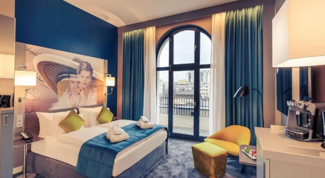 Двухместный номер Superior с балконом MERCURE Hotel Berlin Wittenbergplatz