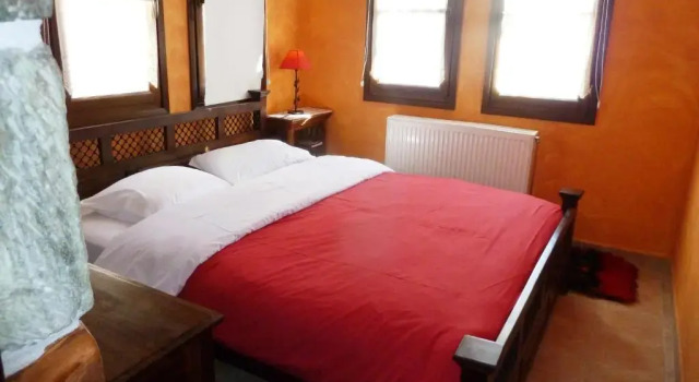 Студия Victorias Country Apartments