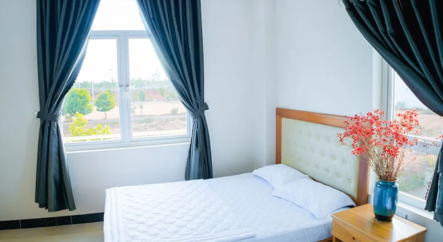 Четырёхместный семейный номер Standard Hong Ha Hotel
