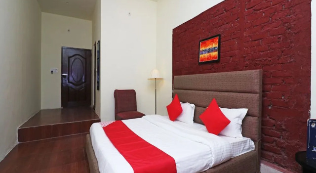 Oyo 22298 Mannat Farms