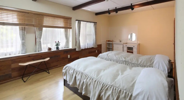 Pension Orange Beer, Book Hotel Hoteller i Kumamoto med parkering, Parkering