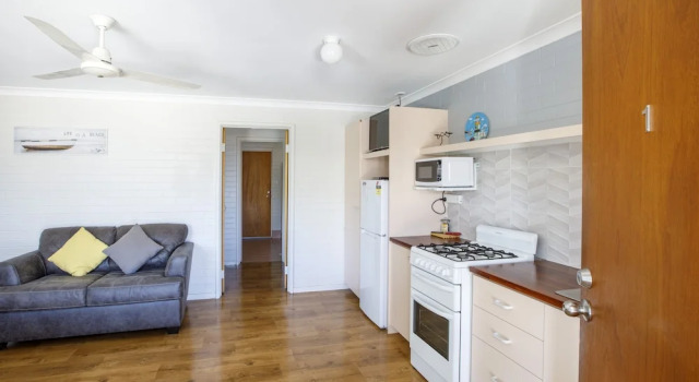 Двухместные апартаменты с частичным видом на океан Shark Bay Seafront Apartments