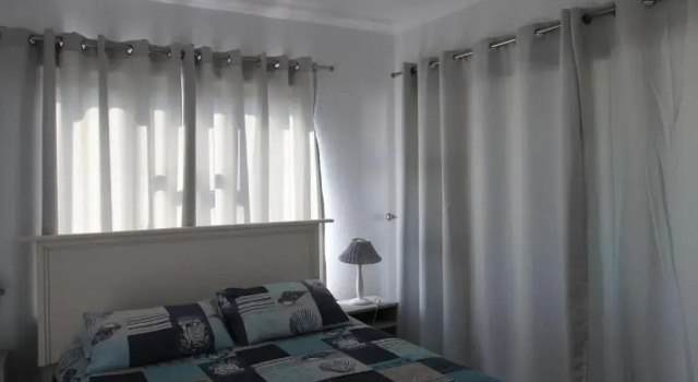 Summer Place 36, Забронировать Отель Отели Шелли-Бич с парковкой, рядом с Торговый центр South Coast Mall, Парковка