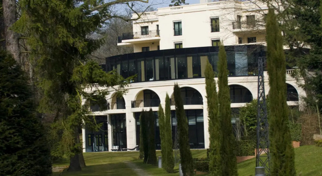 Le Pavillon de la Rotonde & Spa, Rezerwuj Hotel Hotele SPA w Rhône, SPA