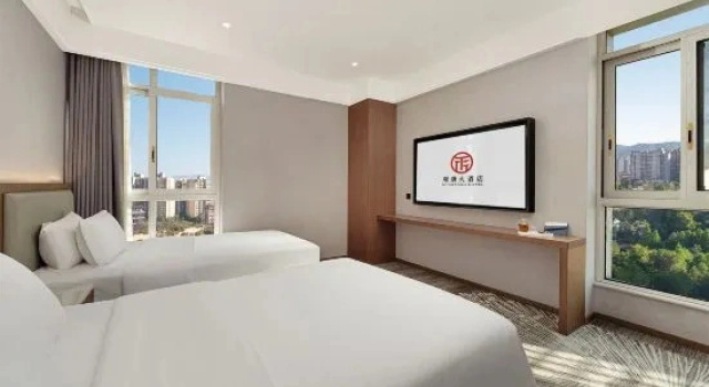 Семейный люкс Xichang Guantang Hotel (Qionghai 17 Degrees Tang Garden Branch)