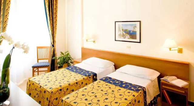 Семейный номер Standard Hotel Mediterraneo