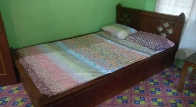 Adji Homestay - Hostel, Prenota Ostello Muntuk Indonesia