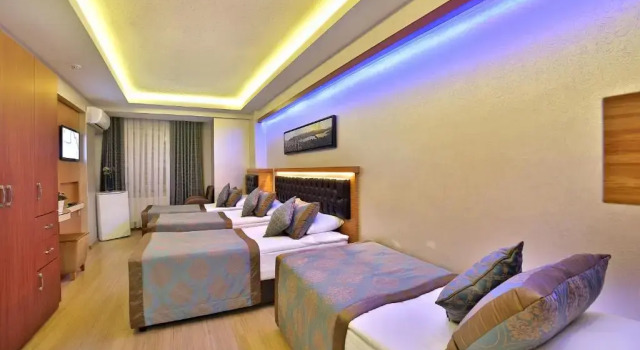 Четырёхместный номер Standard Hotel Resitpasa Istanbul