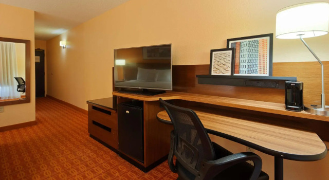 Двухместный номер Standard Country Inn & Suites by Radisson, LSU - Medical Corridor