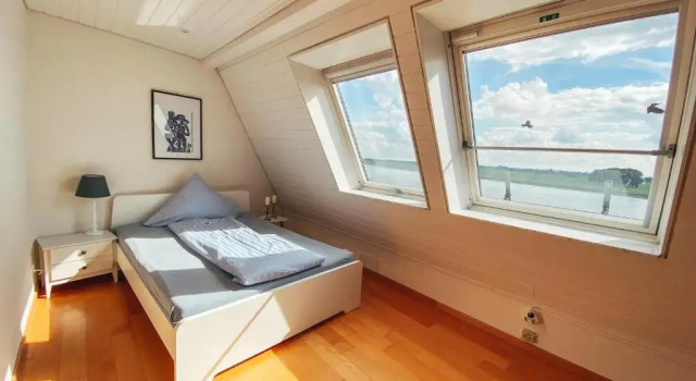 Rheinloft 3 - Große Giebelwohnung mit Dachterrassen an der Rheinpromenade, Foglalás Szálloda Emmerich Lower Rhine