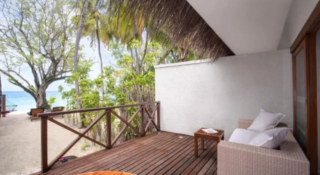 Двухместная вилла Deluxe Beach Taj Coral Reef Resort & Spa,Maldives