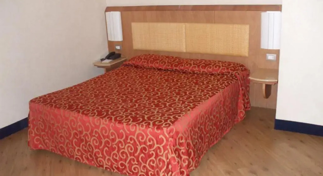 Nicotel Barletta, Rezervasyon Otel Barletta Apulia