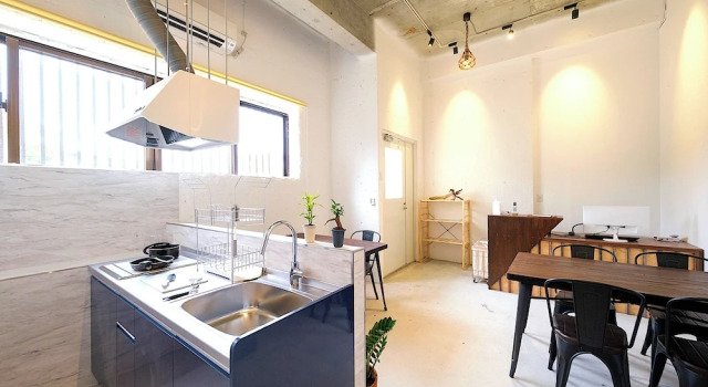 Кровать в общем номере (женский номер) 宮古島 Guesthouse Re-Spect