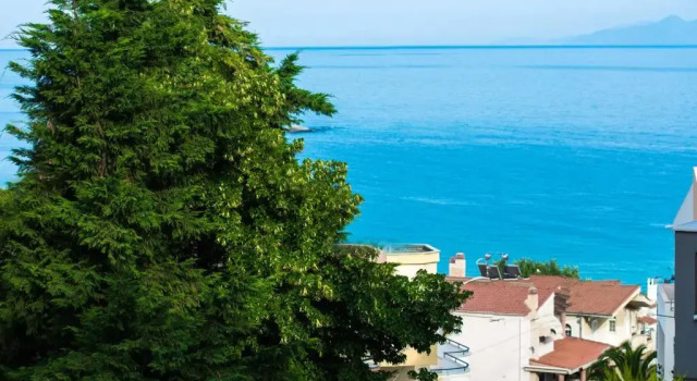 Апартаменты Superior Sea Breeze Flat