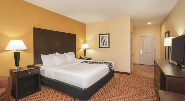 Двухместный номер Standard Comfort Inn & Suites Verona at Turning Stone Resort Casino