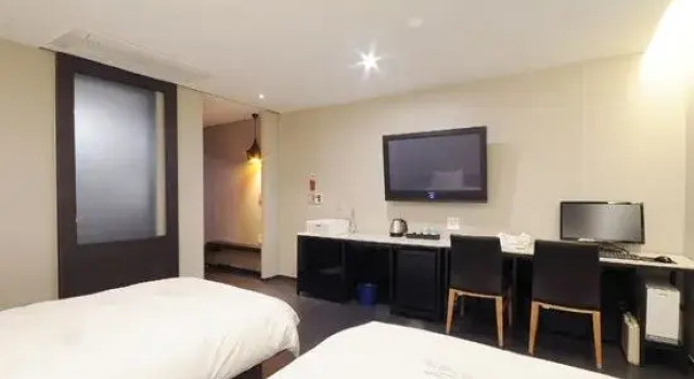 Номер Deluxe Queens Hotel Seomyeon Busan