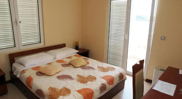 Standard Doppel Zimmer mit Balkon und mit Meerblick Hotel R
