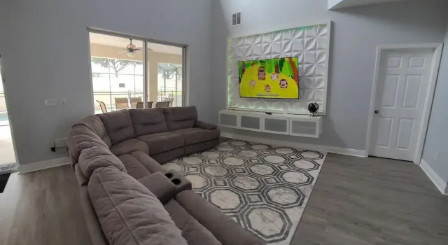 Коттедж Sol1520sc 6 Bed Solana Holiday Villa 6 Bedroom Home