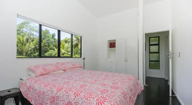 Mata Manea, Book Hotel Hotels & Accommodations in Titikaveka, Hotel
