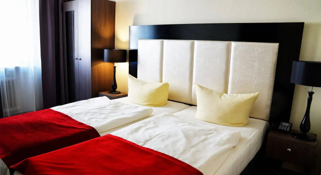 Hotel Admiral Frankfurt City Centre