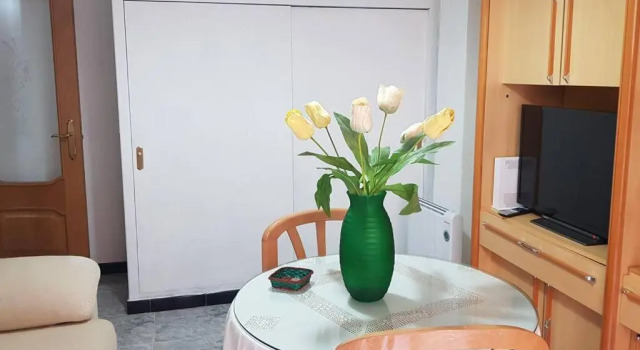 Apartamento Armonía:céntrico, tranquilo y acogedor, Buchen Sie Ferienwohnung Elda Provinz Alicante