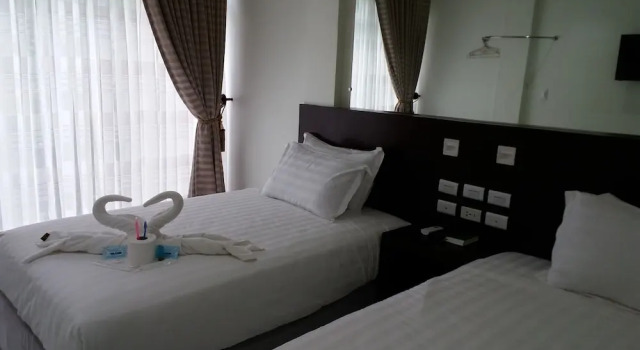 Deluxe Vierer Zimmer Boracay Midtown Hotel