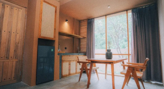 Люкс Loji Nyanyi Suite & Brew