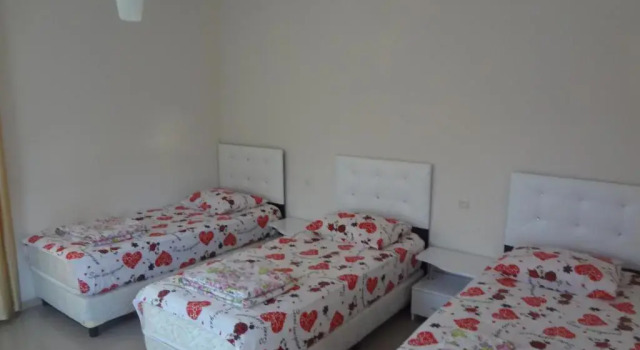 Трёхместный номер Luxury с балконом и с красивым видом из окна Twins Hotel