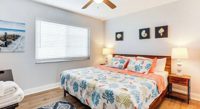 Palm Coast Escape w/ Outdoor Oasis: 6 Mi to Shore!, Забронировать Дом для отпуска Палм-Кост штат Флорида, рядом с Palm Coast Lanes