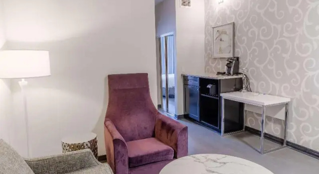 Номер Standard с балконом TRYP by Wyndham Savannah