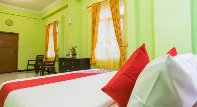 Rhona Guest House Syariah by OYO Rooms, Boek Pension Gastenverblijven in Yogjakarta, Pension