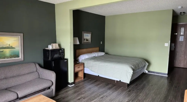 Номер Deluxe Harbor Lights Lodge