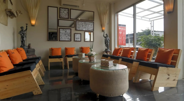 RedDoorz near Exit Toll Bogor, Book Guesthouse Bogor 