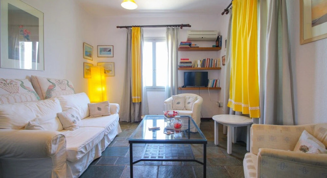 Home with View of Agios Ioannis in Tinos