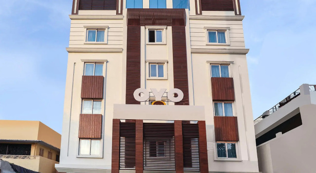 OYO 9053 Capital residency, Varaa Hotelli Vijayawada 