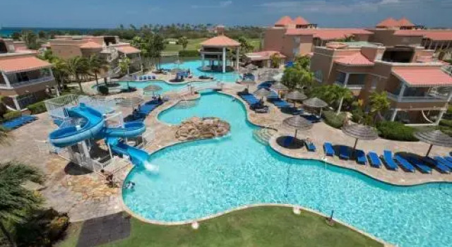 Divi Village Golf and Beach Resort, Book Ferieresort Hoteller i Palm-Eagle Beach med morgenmad, nær Eagle Beach, Morgenmad