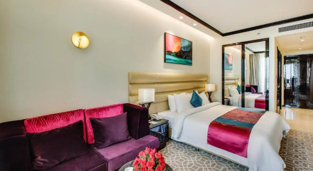 Номер Superior NagaWorld Hotel & Entertainment Complex