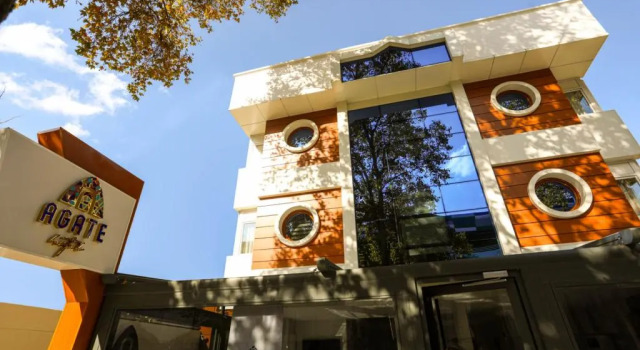 Agate Hotel